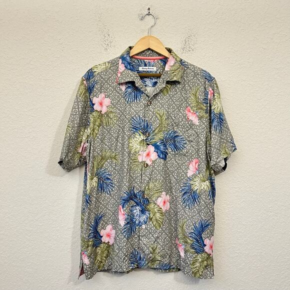TOMMY BAHAMA Camp Shirt Multicolor Floral Silk SS Hawaiian Tropical - Picture 1 of 8